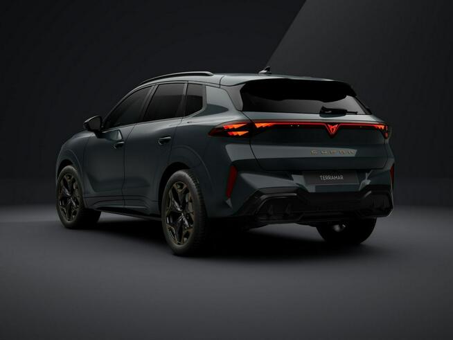 Cupra Terramar 204KM - DSG - 4Drive - Pakiet Moon Light - Pakiet Edge - Rocznik 2026