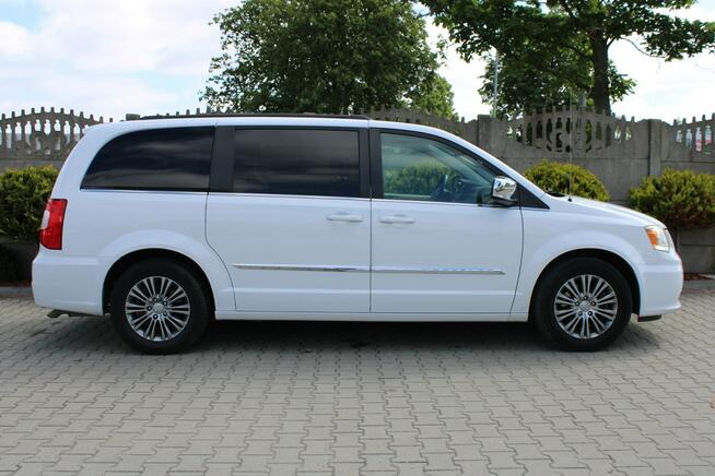 Chrysler Town & Country V Touring L 3,6 V6 287KM Automat 7-dmio osobowy 2014rok DVD