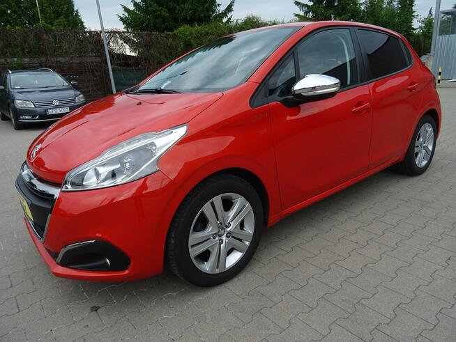 Peugeot 208 1.2 82KM Style, krajowy, niski udokumentowany przebieg.