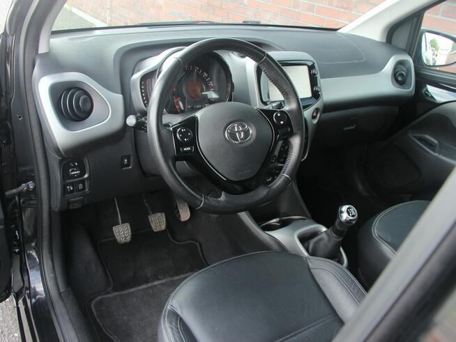 Toyota Aygo Skóra*Klima*GrzaneFotele*Kamera*PanelDotyk*Esp*Led*Bluet*Alu15*GwarVGS