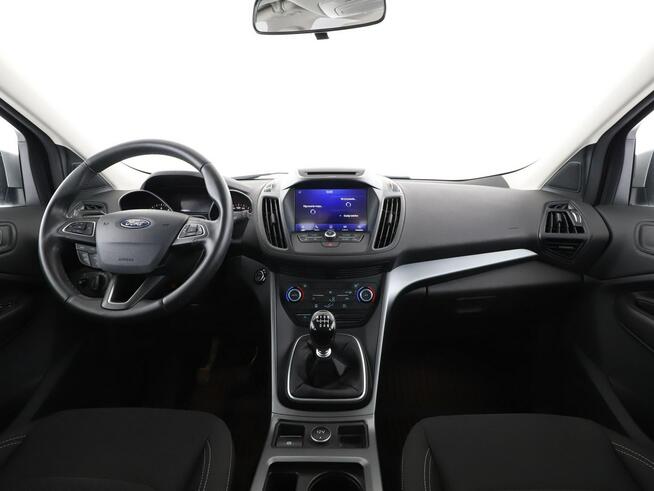 Ford Kuga Niski przebieg, manual, klimatyzacja, duże radio, multifunkcja