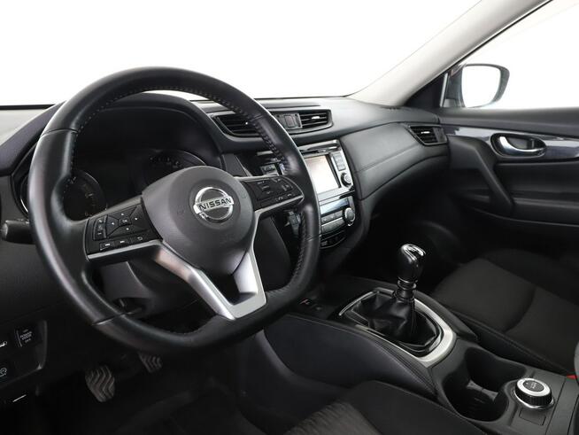 Nissan X-Trail 4x4 panorama navi klima auto kamery 360 hak