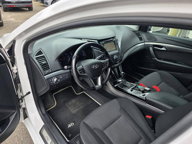Hyundai i40 1.7 CRDI 136 KM, Nawigacja, LED, Xenon, Kamera, Bluetooth, Łopatki,HAK