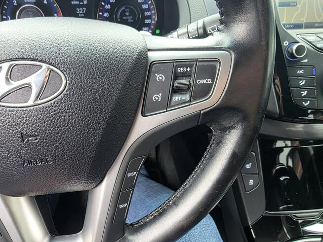 Hyundai i40 1.7 CRDI 136 KM, Nawigacja, LED, Xenon, Kamera, Bluetooth, Łopatki,HAK