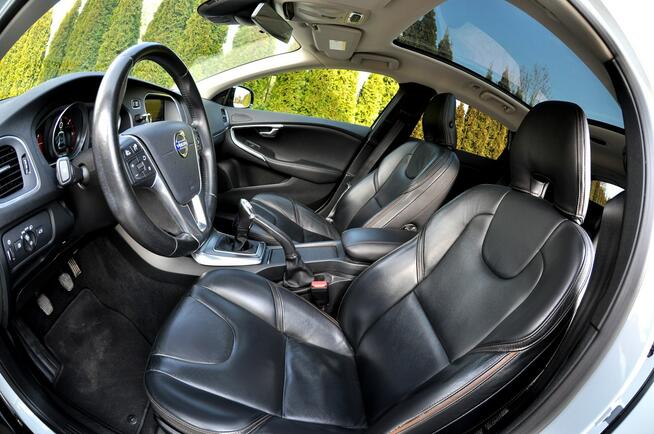 Volvo V40 Cross Country D2 Cross Country Radar Led Xenon Skóra Kamera Panorama Navi Parktronik