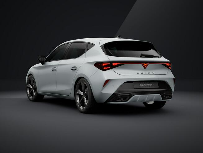 Cupra Leon 150KM - DSG - Pakiet Edge - Pakiet Zimowy