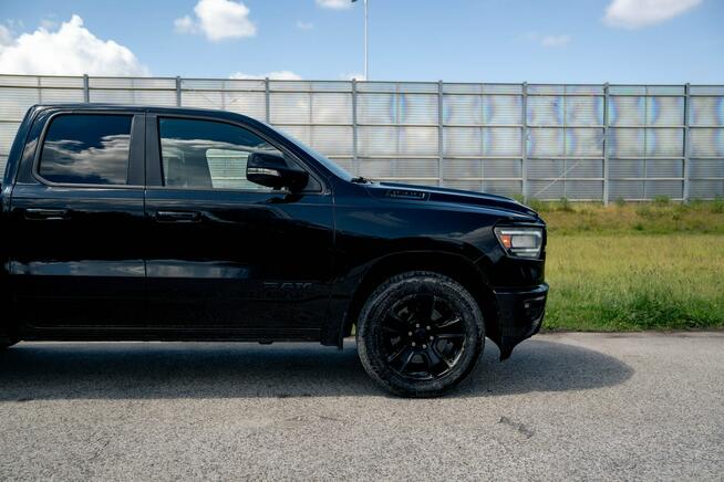RAM 1500 5.7 V8 HEMI Big Horn FV23%