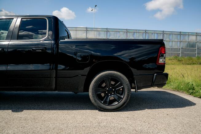 RAM 1500 5.7 V8 HEMI Big Horn FV23%
