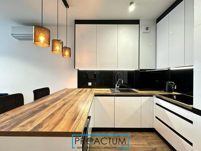 37m2, 2 pokoje, parking, balkon, klimatyzacja!