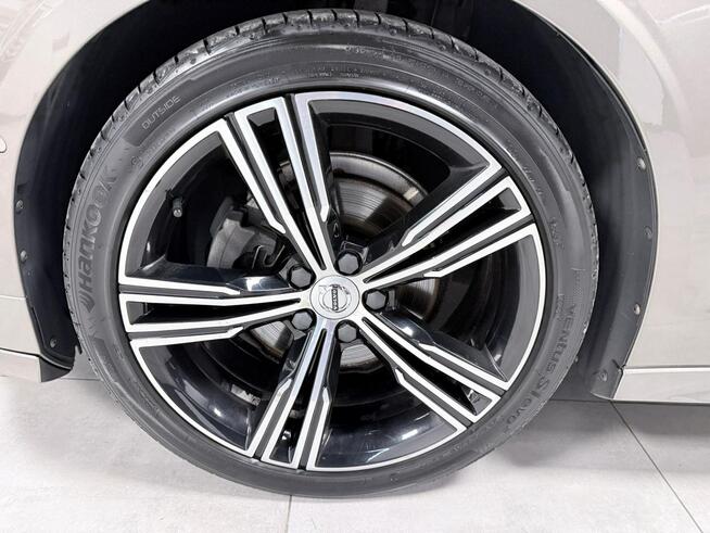Volvo V60 2.0 D3 * INSCRIPTION PRO Plus* Virtual*Masaże *Keyless* Harman Kardon