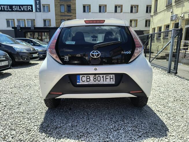 Toyota Aygo 1 . własciciel|NISKI PRZEBIEG|czujniki parkowania|kamera|2x opony