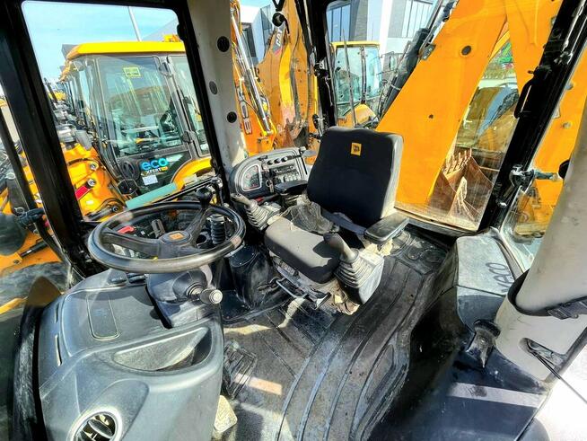 Koparko ladowarka JCB 4CX