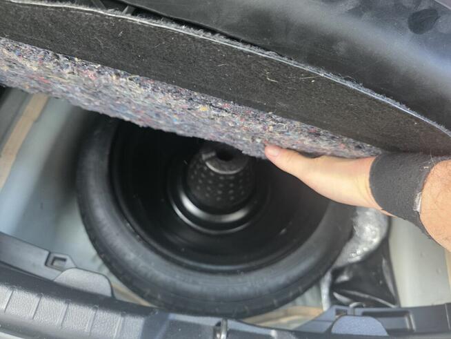 Toyota yaris 3 2012