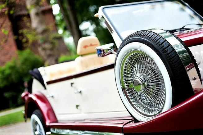 RETRO Kabriolet na wesele do ślubu Excalibur Nestor Baron