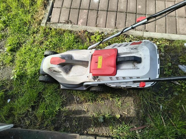 Sprzedam kosiarkę elektryczna.