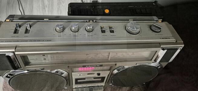 Radiomagnetofon CROWN