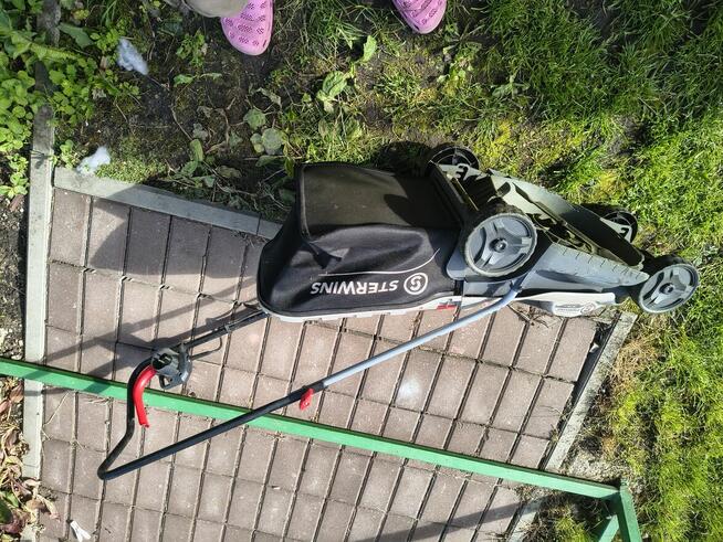 Sprzedam kosiarkę elektryczna.