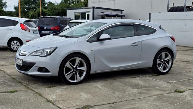 Opel Astra GTC, 20 calowe felgi