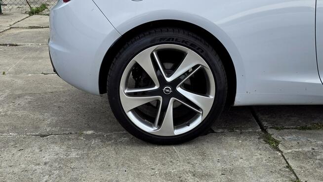 Opel Astra GTC, 20 calowe felgi