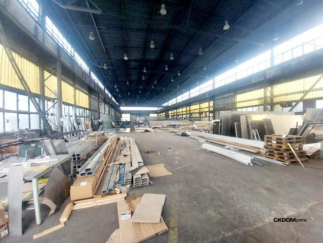 Kompleks magazynowo-biurowy 2078 m² Promnik
