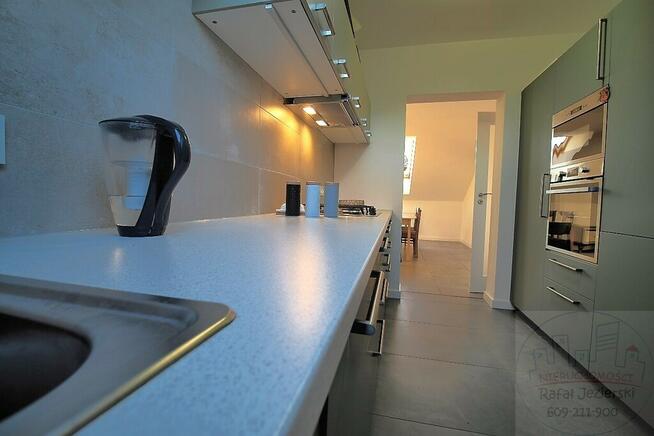 Cichy apartament 100m 3 pokoje, taras, parking