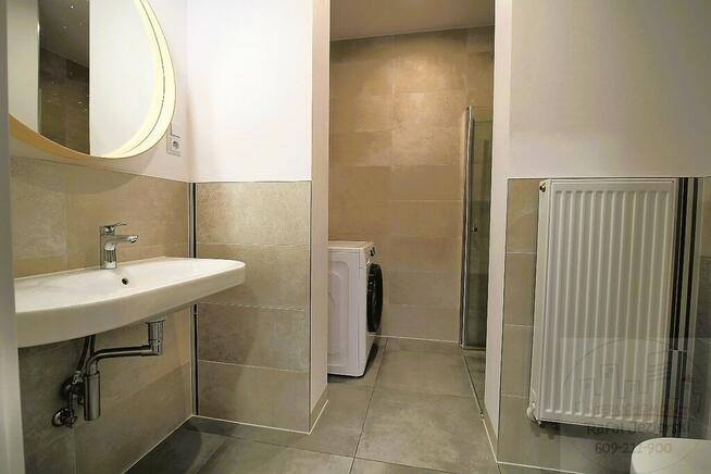 Cichy apartament 100m 3 pokoje, taras, parking