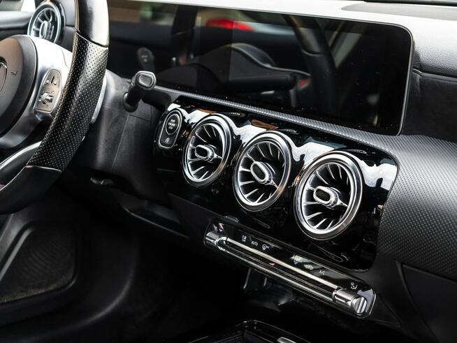 Mercedes A 180 1.3_Benzyna_136KM_ 76tyś. km