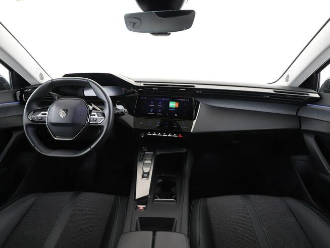 Peugeot 308 PHEV Allure automat półskóra navi kamera hak LED