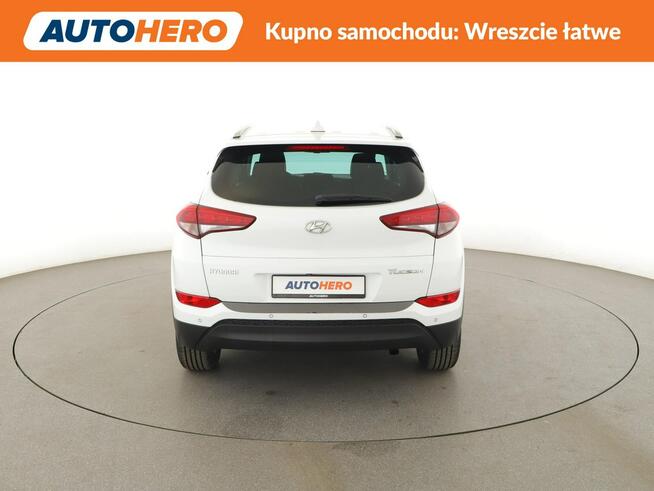Hyundai Tucson navi kamera grzane fotele tempomat klima-auto.