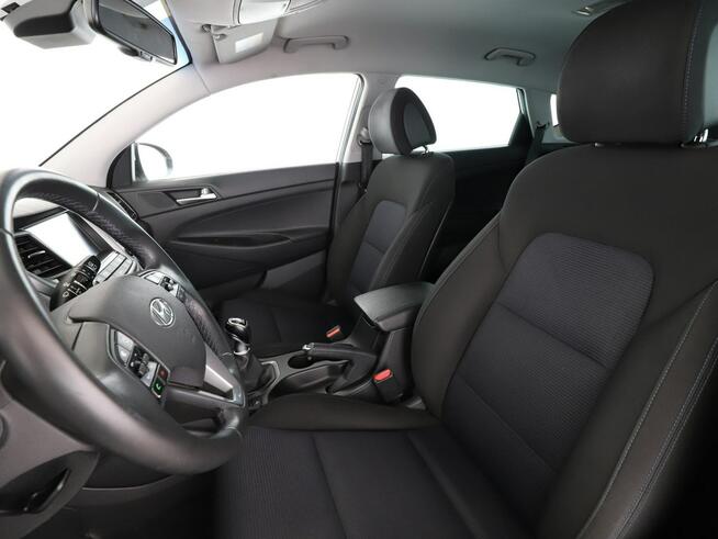 Hyundai Tucson navi kamera grzane fotele tempomat klima-auto.