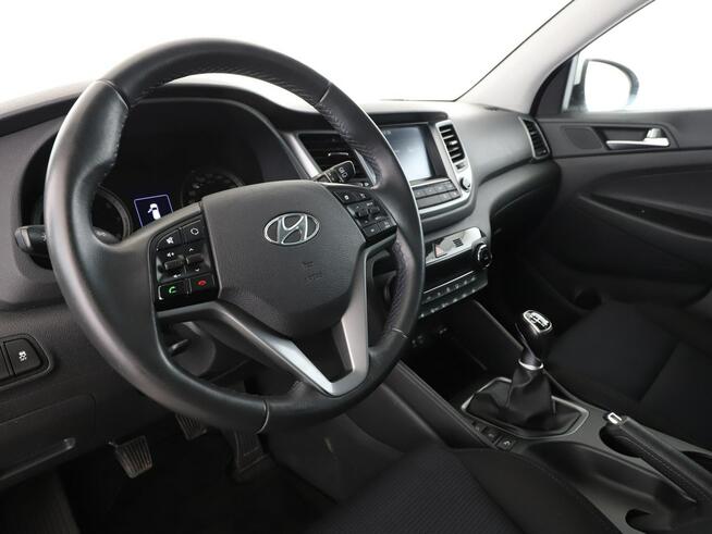 Hyundai Tucson navi kamera grzane fotele tempomat klima-auto.