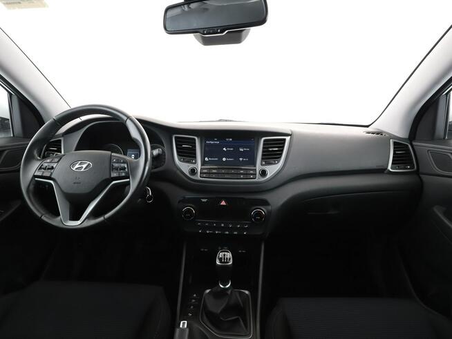 Hyundai Tucson navi kamera grzane fotele tempomat klima-auto.