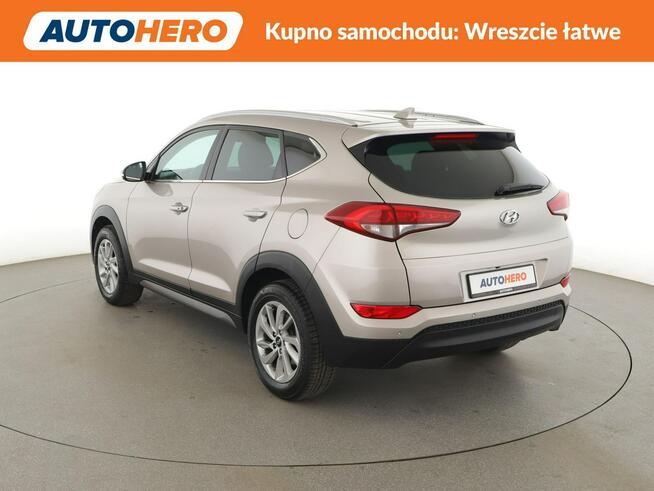 Hyundai Tucson manual navi tryby jazdy klimatronik start stop