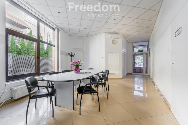 134 m2 I Metro Ulrychów | Gotowa Klinika/Biuro