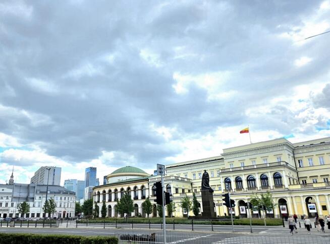 Plac Bankowy: jasne, po remoncie | wysoki standard