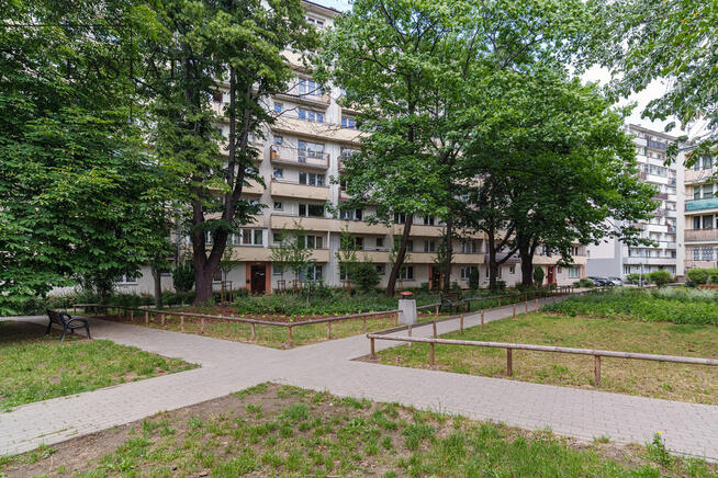 26,6 m² po remoncie | Blisko centrum i metra | Ani