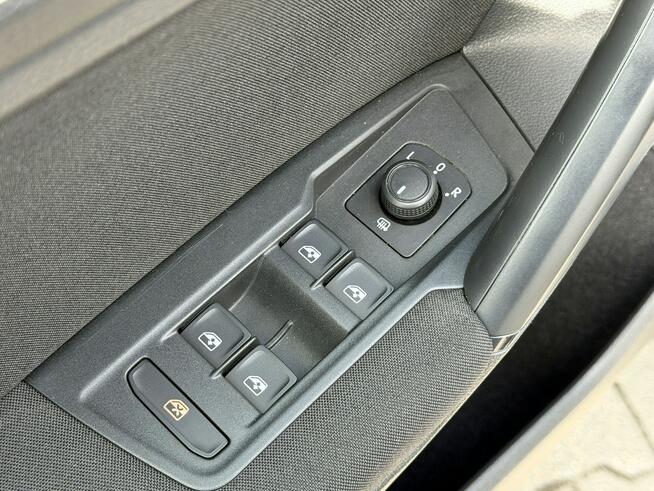 Volkswagen Tiguan 1.5TSi 150KM FullLed/Pod.Fotele/Kamera/PDC/Tempomat/Alu/Hak/Serwis