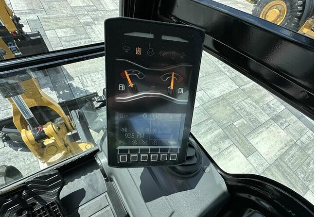 FABRYCZNIE NOWY CATERPILLAR 301.8