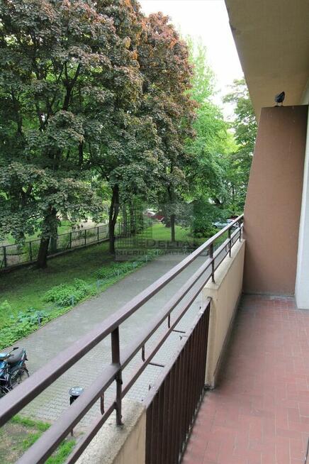 Muranów, bardzo ciche z balkonem, pierwsze piętro