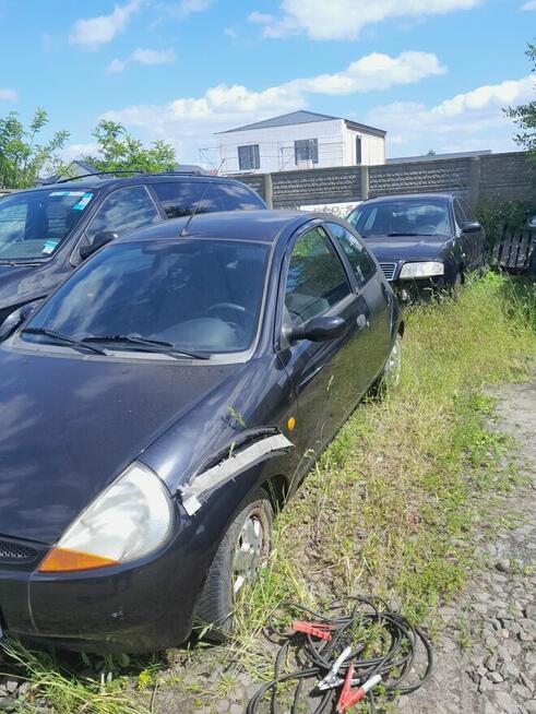 Samochód osobowy Ford Ka, rok produkcji 2004