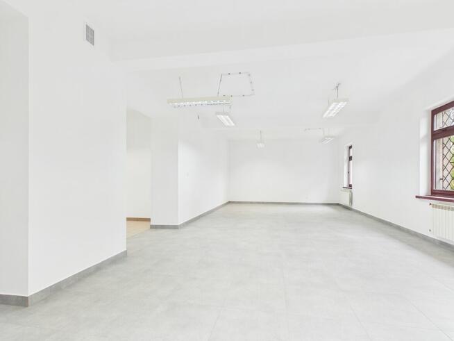 Lokal usługowo-biurowy 160 m² | Centrum Jabłonki