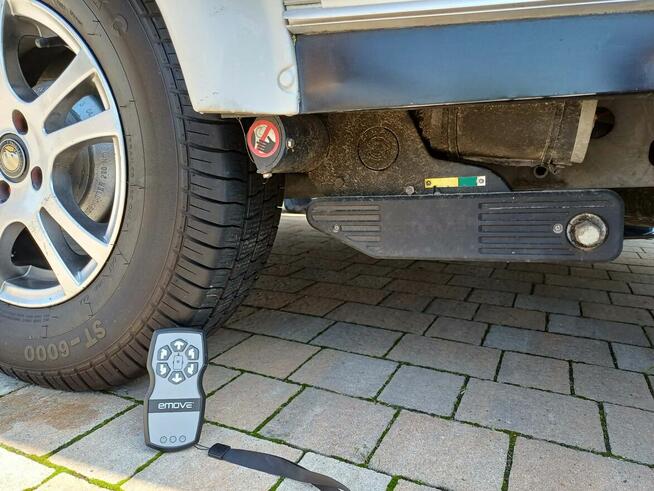 Przyczepa kempingowa Elddis Avante 362