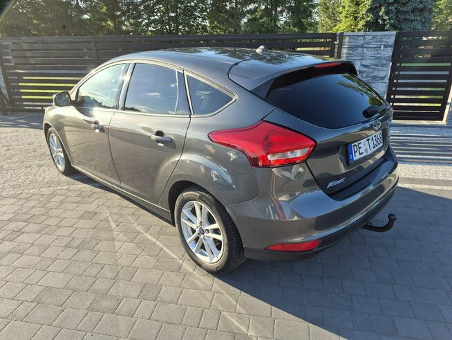 Ford Focus 1.5tdci navi bezwypadkowy alufegi pdc