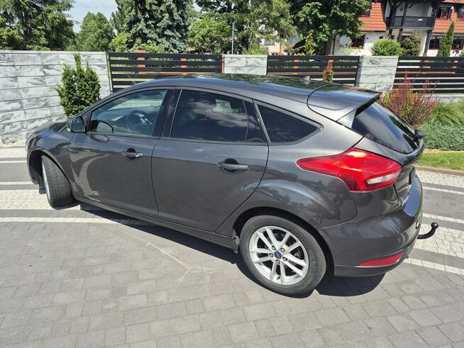 Ford Focus 1.5tdci navi bezwypadkowy alufegi pdc