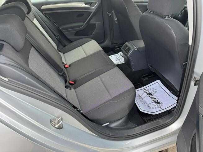 Volkswagen Golf Salon Polska, Gwarancja 12 miesięcy