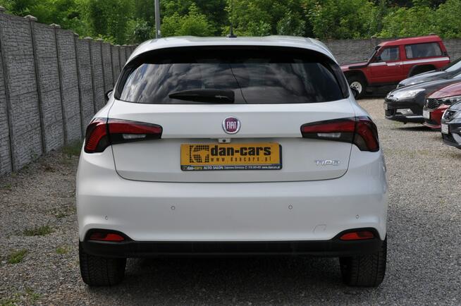 Fiat Tipo 1.4 120KM T-Jet hatchback LED Navi Kamera Czujniki