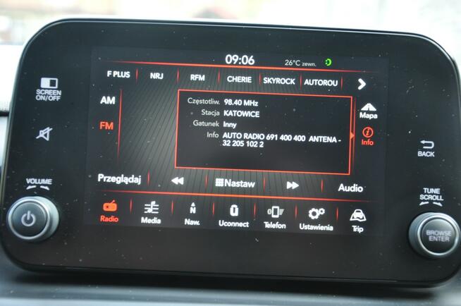 Fiat Tipo 1.4 120KM T-Jet hatchback LED Navi Kamera Czujniki