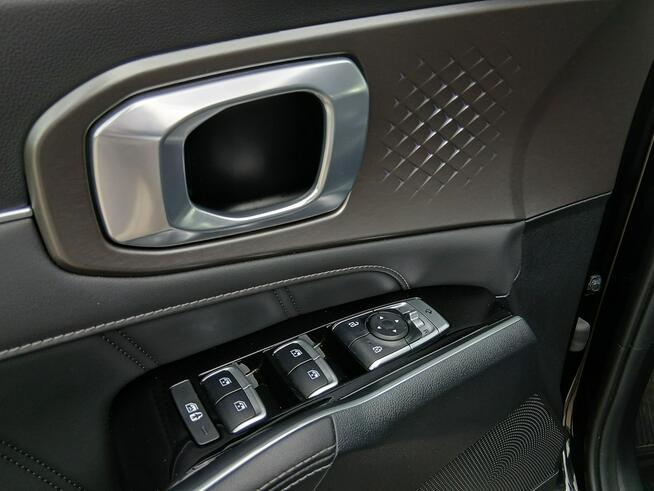 Kia Sorento PHEV 1.6T-GDI 265KM 6AT AWD WersjaXL 7-os. HAK SalonPL SerwisASO FV23%