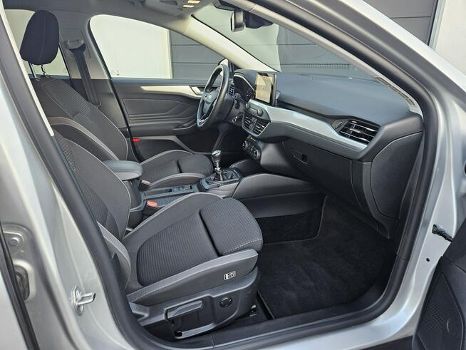 1.0 100KM niski przebieg JAK NOWY serwis ASO FORD ledy KAMERA BDB stan