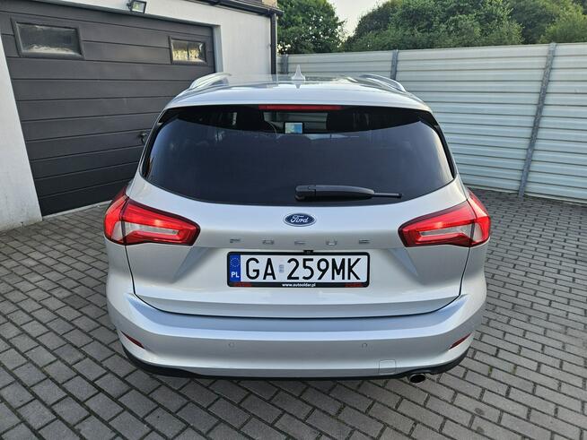 1.0 100KM niski przebieg JAK NOWY serwis ASO FORD ledy KAMERA BDB stan